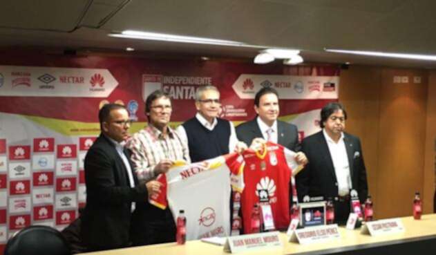 GregorioPérezSantafePresentaciónm1.jpg