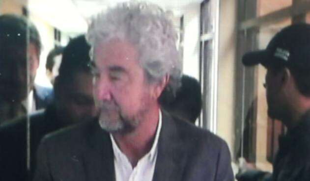 Gustavo-Torres-LA-FM.jpg