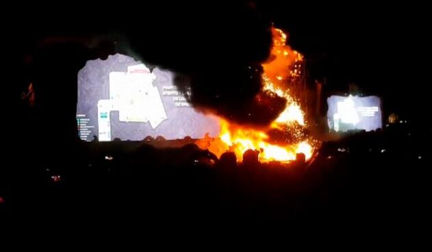IncendioTomorrowland6.jpg