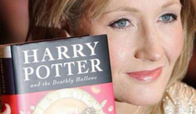 J.K.-Rowling-1.jpg