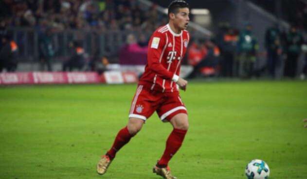 James-@FCBayernES-LA-FM2.jpg