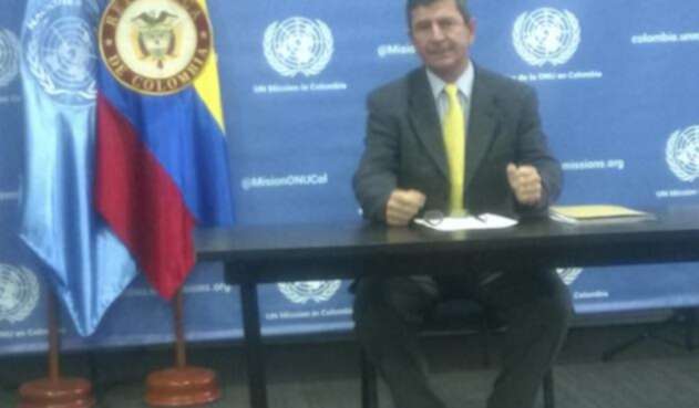 Javier-Pérez-LA-FM.jpg