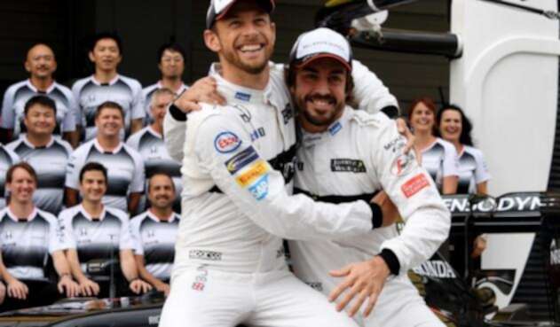 JensonButtonyFernandoAlonsoAFP.jpg