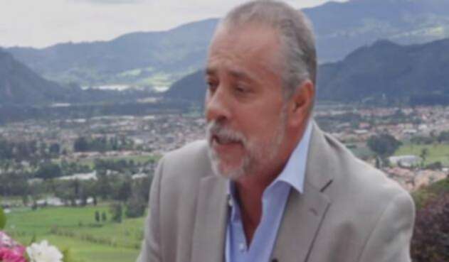 Juan-Carlos-Pava-Camelo-LA-FM-Youtube.jpg