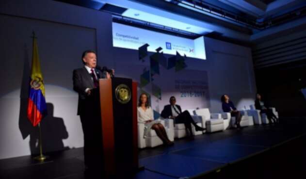 Juan-Manuel-Santos-LAFm-Presidencia.jpg