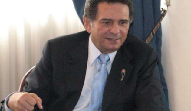 Julio-Manzur-Abdalá-LA-FM-Colprensa.jpg