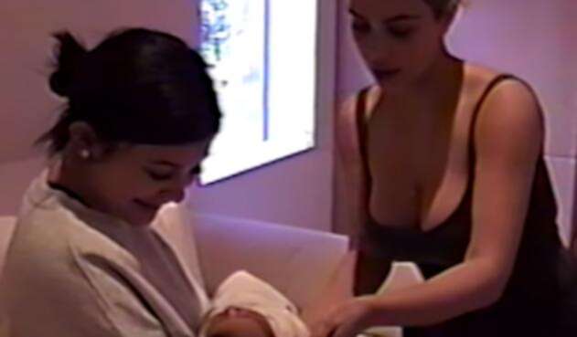 KylieJennerKimKardashianImagRef.jpg