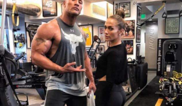 La-Roca-y-JLo.jpg