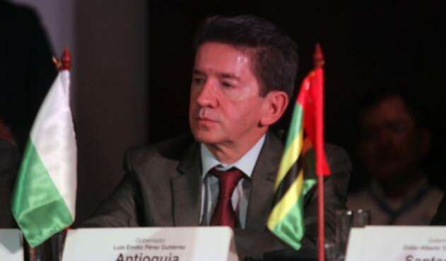 Luis-Pérez-Gobernador-Antioquia-Colprensa-Luisa-González.jpg