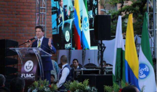 Luis-Pérez-Gutiérrez-tomada-de-@Luis_Perez_G.jpg