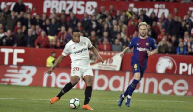 LuisMurielvsBarcelonaFotoOficialSEVILLA.jpg