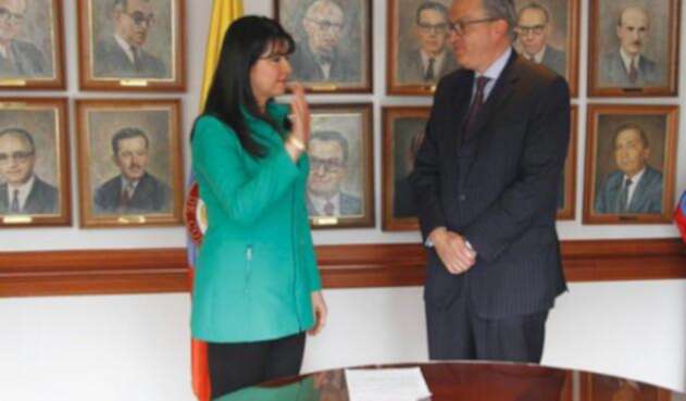 Mónica-Cifuentes-LA-FM-@PGN_COL.jpg