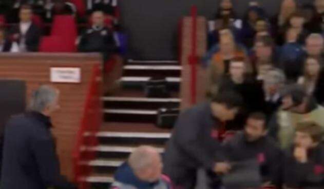 MOURINHOENFADOUNITED1.jpg