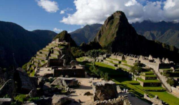 MachuPicchuPerúFotoSuminLAFM.jpg