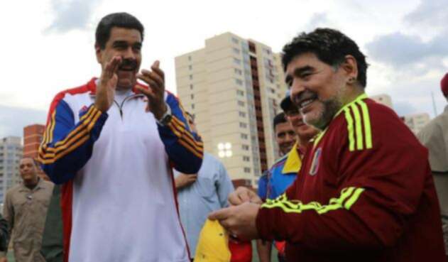 Maduro-Maradona-LA-FM-@hugbelpsuv.jpg