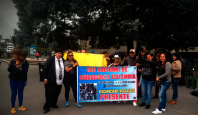 Manifestantes-Medimas-LA-FM.png