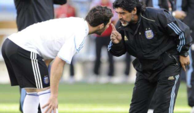 Maradona-e-Higuaín-LAFm-AFP.jpg