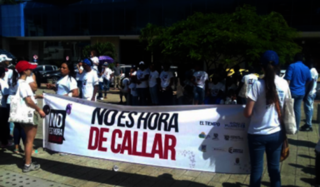 Marcha-contra-violencia-de-la-mujer-Buenaventura-RCN-Radio.png