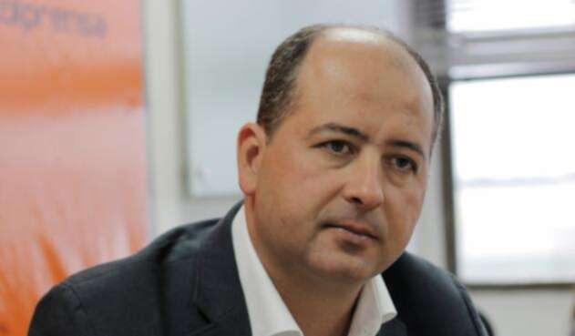 MarcosDanielPinedaRefCOLPRENSA.jpg
