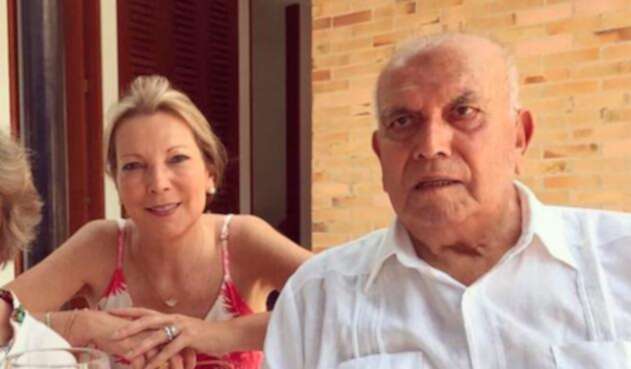 Maria-Clemencia-de-Santos-y-Jorge-Enrique-Rodríguez-Instagram.jpg