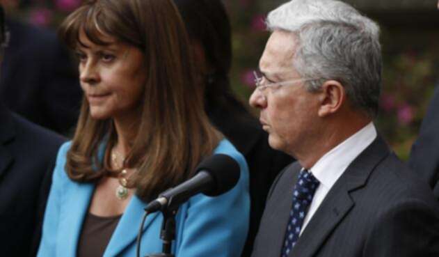 Marta-Lucía-Ramírez-Alvaro-Uribe-LA-FM-Colprensa.jpg
