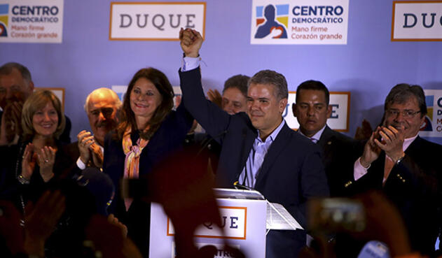 MartaLuciaRamirezIvanDuqueFotoInaldoPerezLAFM.jpg
