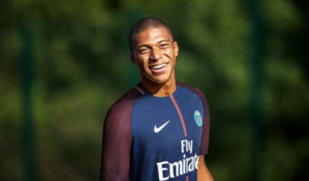 MbappePSGFotoTwitterOficialMbappe.jpg