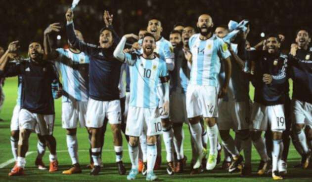 MessiArgentinaQualiFOTOOFICIAL1.jpg