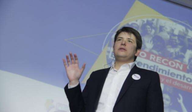 Miguel-Uribe-Colprensa-Sofía-Toscano.jpg