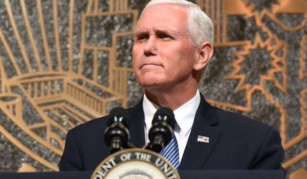 MikePenceRefAFP.jpg