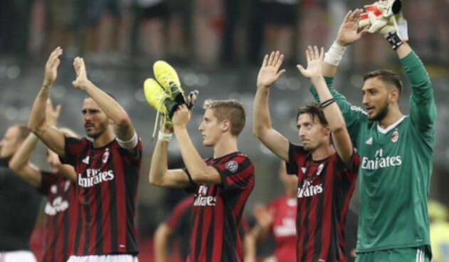 MilanJugadoresFotoOficialMilan.jpg