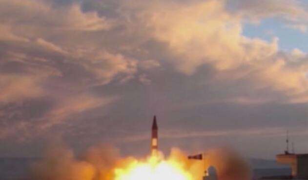 Misil-AFP-LA-FM.jpg