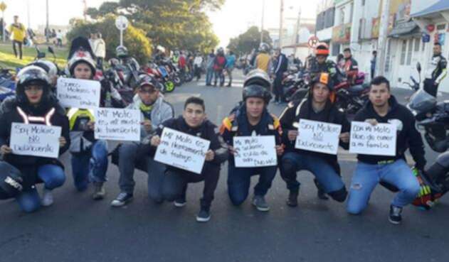 MotosBogotaRefLAFM.jpg