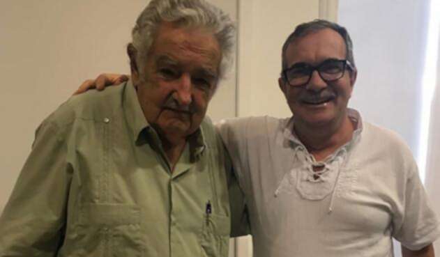 Mujica-Timochenko-LA-FM-@TimoFARC.jpg