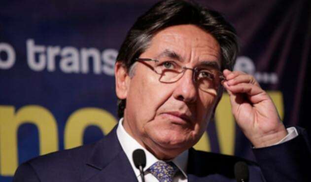Néstor-Humberto-Martínez-Colprensa-Mauricio-Alvarado.jpg