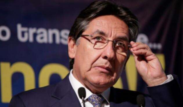 Néstor-Humberto-Martínez.jpg