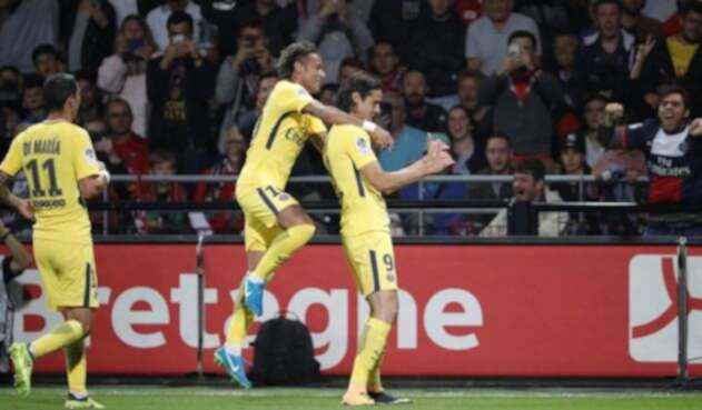 NeymarCavaniaOficialPSGTwitter2.jpg
