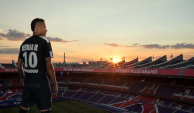 NeymarParcdesPrincesFotoOficialPSG.jpg