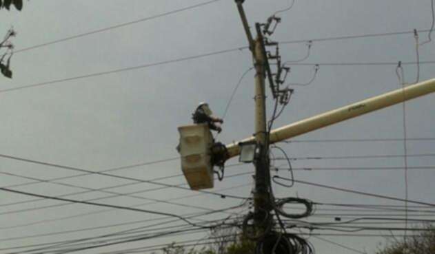 Operarios-de-Electricaribe-en-Barranquilla-Foto-de-Colprensa1.jpg