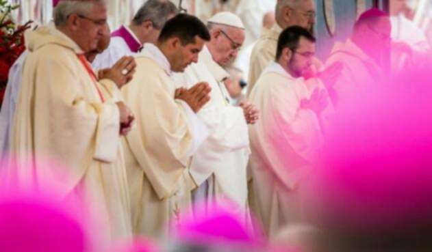 PAPAFRANCISCOAFPLAFM1.jpg