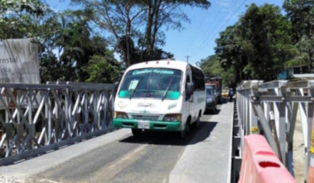 PUENTE-METALICO-LISTO-MOCOA-ABR-17.jpg