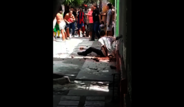 Paliza-a-hombre-en-Santa-Marta.png
