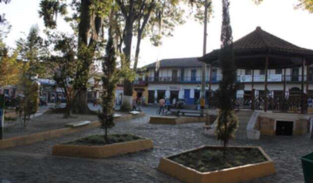Parque-la-Ceja-LA-FM.jpg