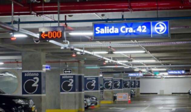 Parqueaderos-LAFM-Colprensa.jpg