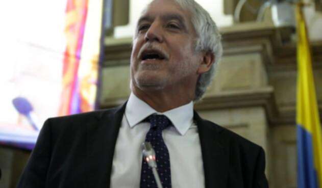 Peñalosa-LA-FM-Colprensa.jpg