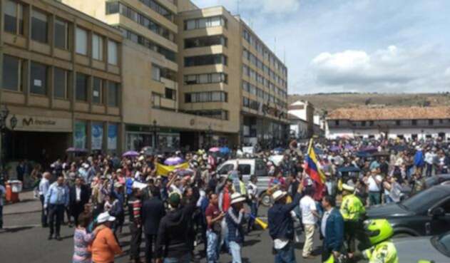 ProtestaJuntaPredialLAFM.jpg
