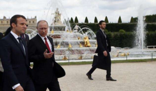 Putin-Macron-LA-FM-AFP.jpg