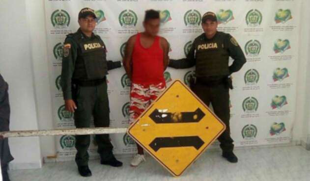 ROBO-SEÑAL-DE-TRANSITO-1.jpg
