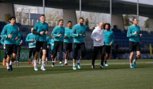 RealMadridEntrenoFotoOficial.jpg