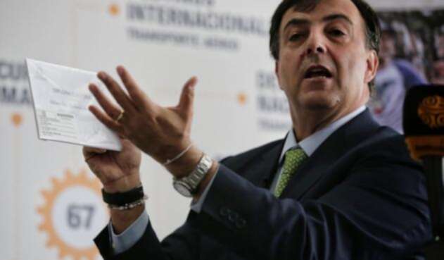 RegistradorJuanCarlosGalindoCOLPRENSA.jpg